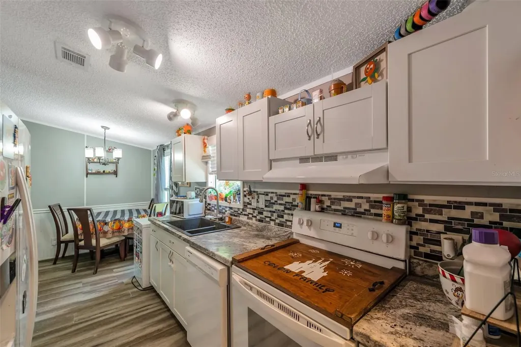 1222 Rowell Street Auburndale FL 33823