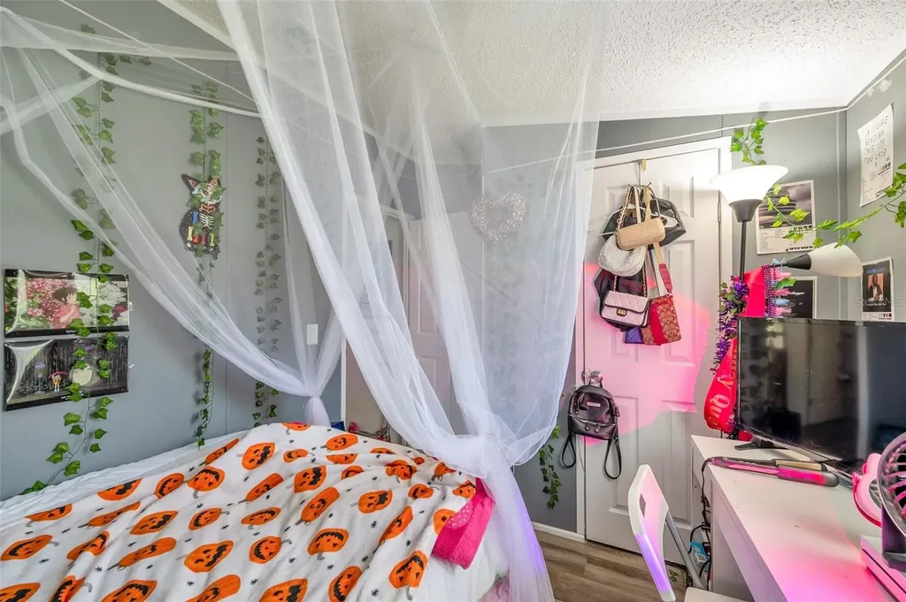 1222 Rowell Street Auburndale FL 33823
