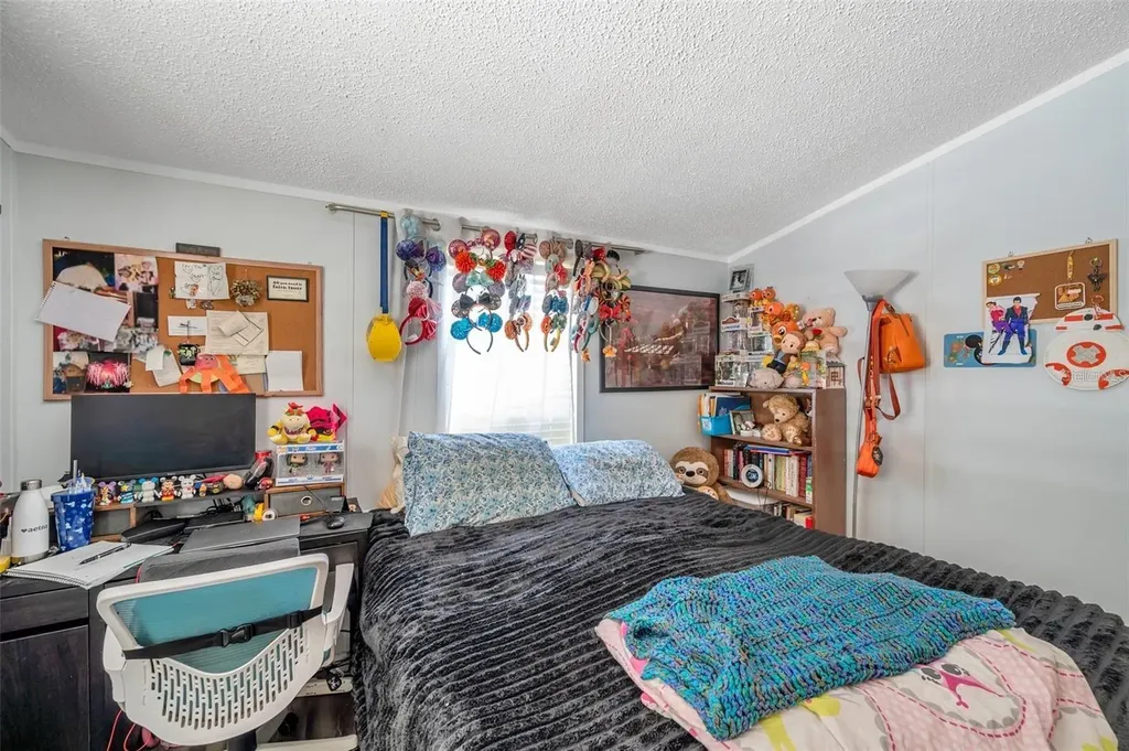 1222 Rowell Street Auburndale FL 33823