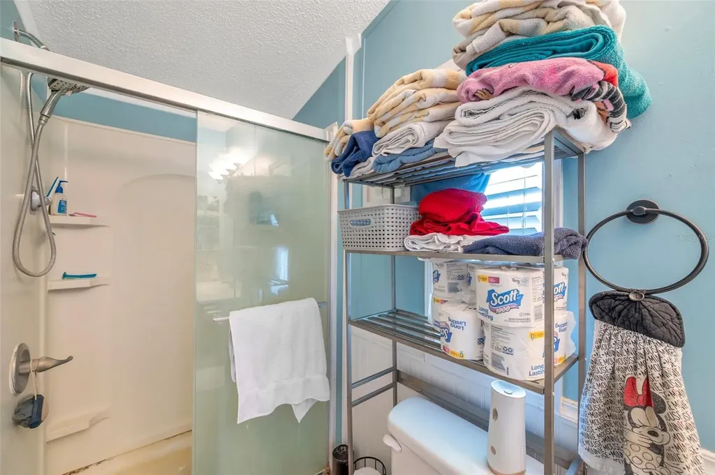 1222 Rowell Street Auburndale FL 33823