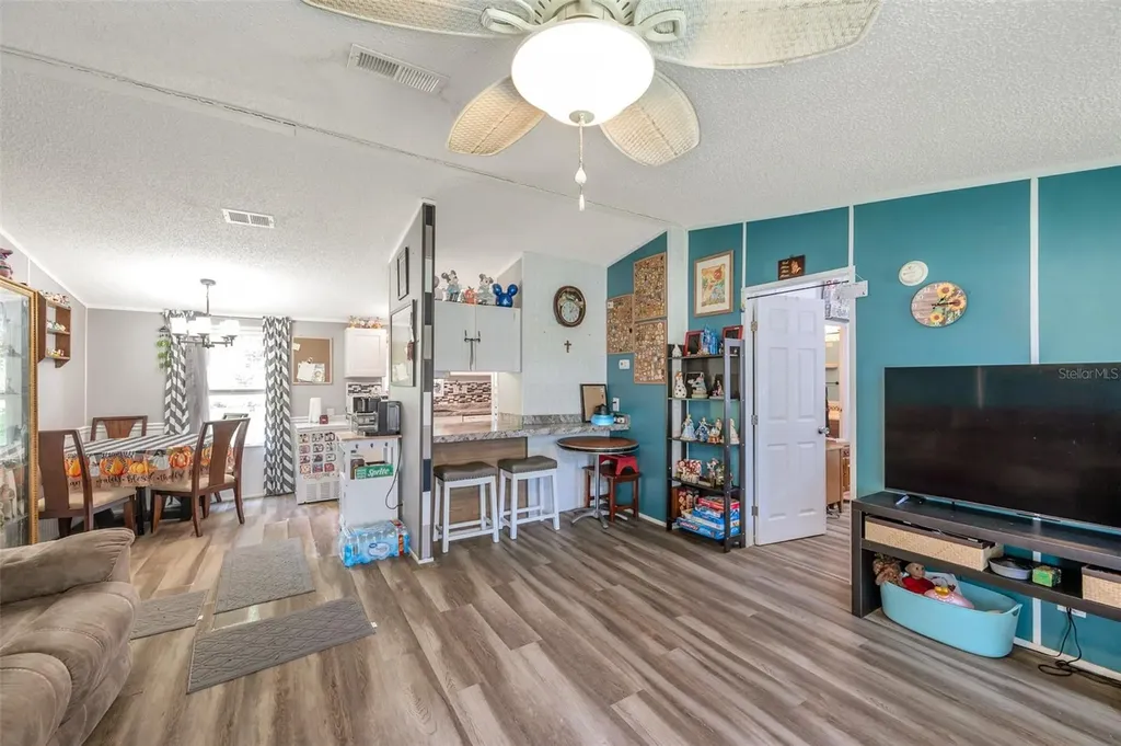 1222 Rowell Street Auburndale FL 33823