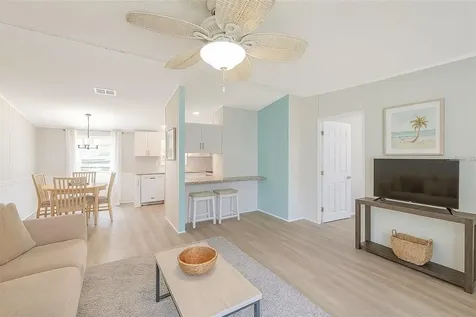 1222 Rowell Street Auburndale FL 33823