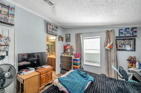 1222 Rowell Street Auburndale FL 33823