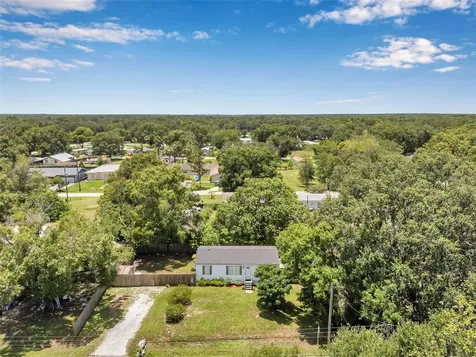 1222 Rowell Street Auburndale FL 33823
