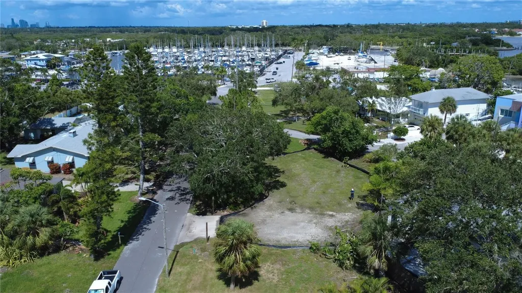 4725 Trade Winds Drive S Gulfport FL 33711
