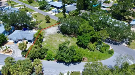 4725 Trade Winds Drive S Gulfport FL 33711