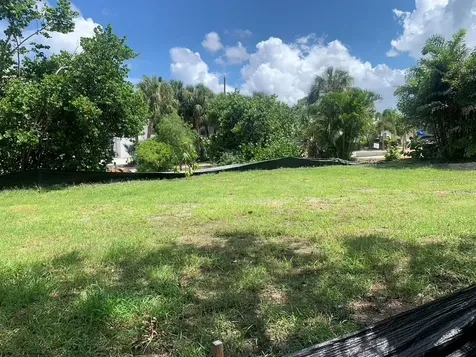 4725 Trade Winds Drive S Gulfport FL 33711