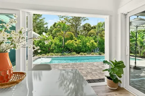 2460 Hillview Street Sarasota FL 34239