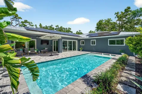 2460 Hillview Street Sarasota FL 34239