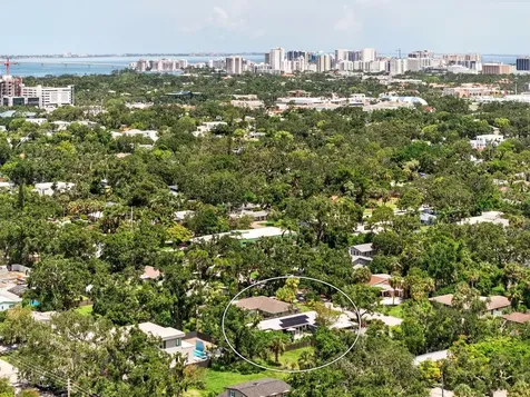 2460 Hillview Street Sarasota FL 34239