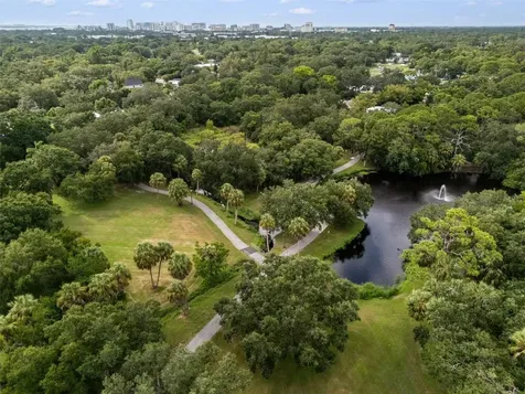 2460 Hillview Street Sarasota FL 34239
