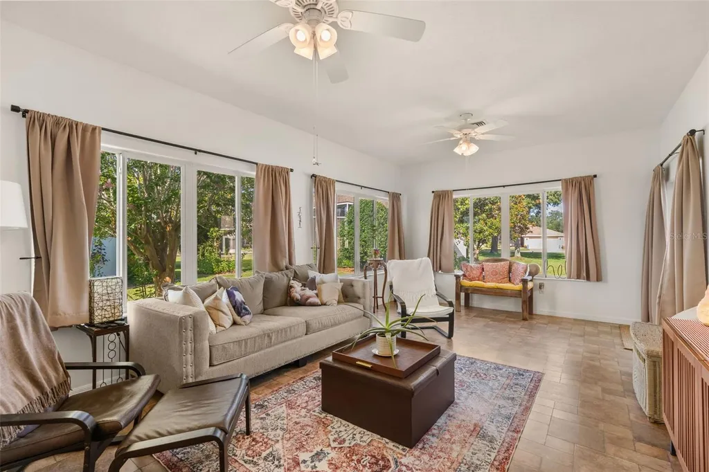 4738 St Andrews Arcade Leesburg FL 34748