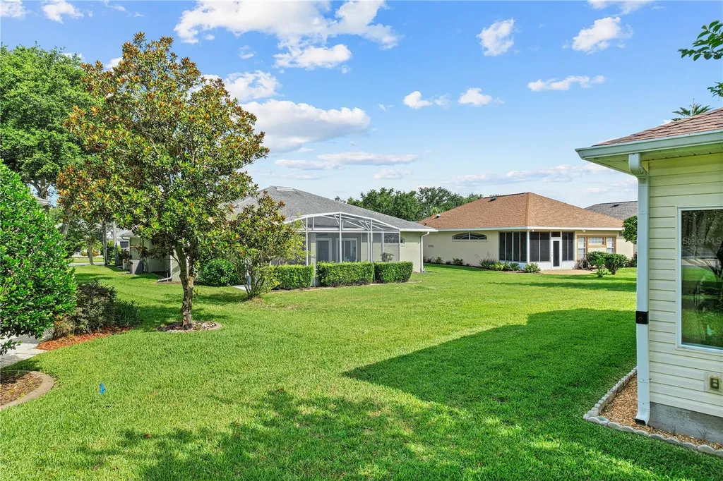 4738 St Andrews Arcade Leesburg FL 34748