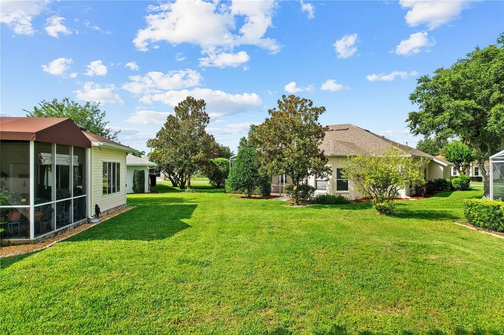4738 St Andrews Arcade Leesburg FL 34748