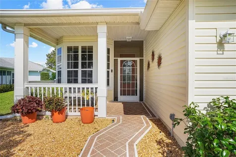4738 St Andrews Arcade Leesburg FL 34748