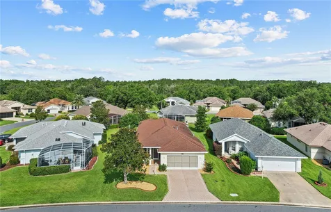 4738 St Andrews Arcade Leesburg FL 34748