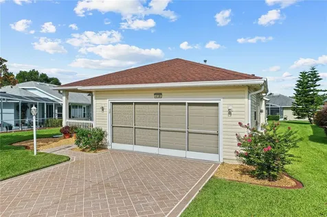 4738 St Andrews Arcade Leesburg FL 34748