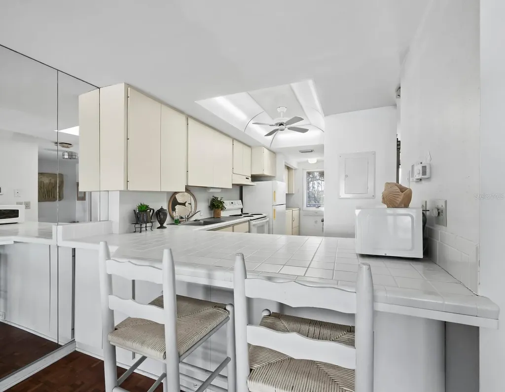 490 N Shore Road Longboat Key FL 34228