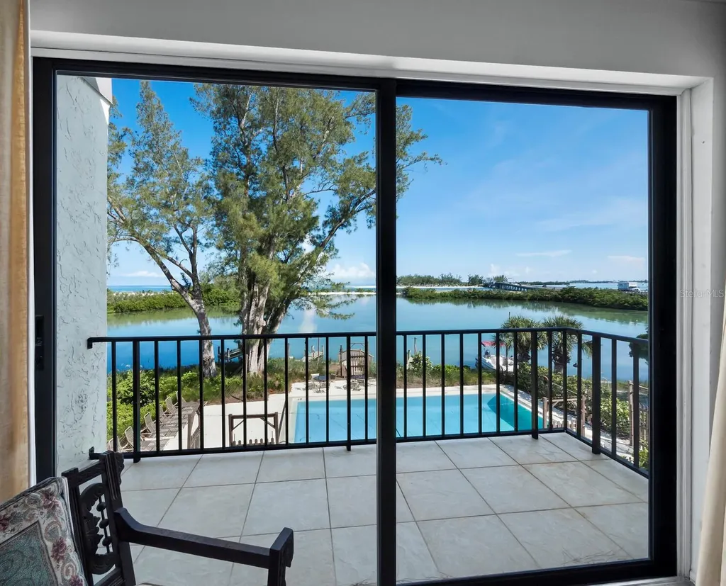 490 N Shore Road Longboat Key FL 34228