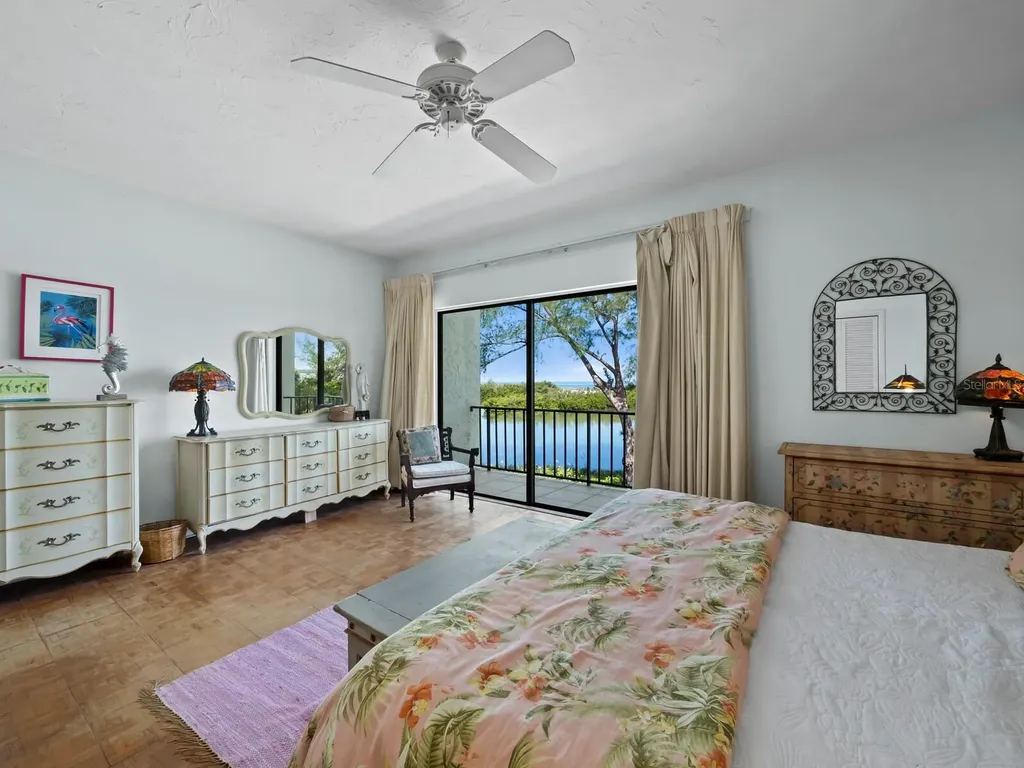 490 N Shore Road Longboat Key FL 34228