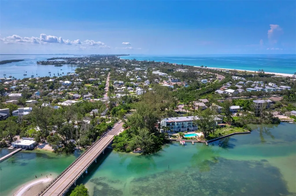 490 N Shore Road Longboat Key FL 34228