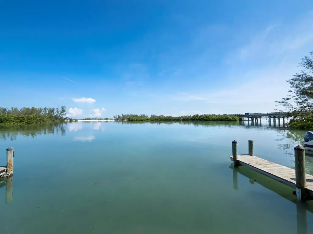 490 N Shore Road Longboat Key FL 34228