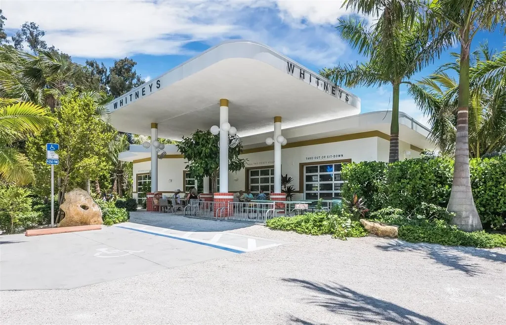 490 N Shore Road Longboat Key FL 34228