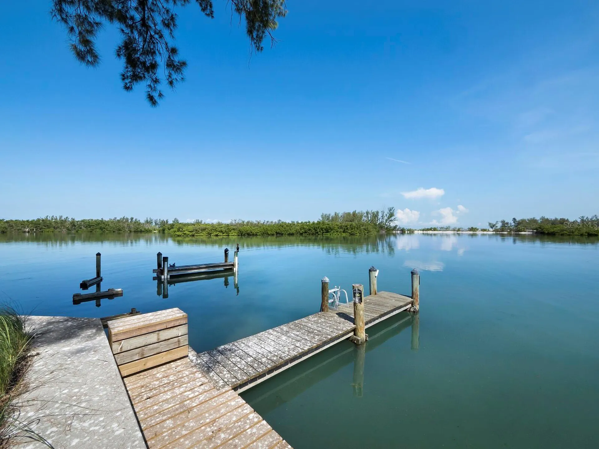 490 N Shore Road Longboat Key FL 34228