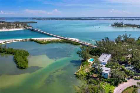 490 N Shore Road Longboat Key FL 34228