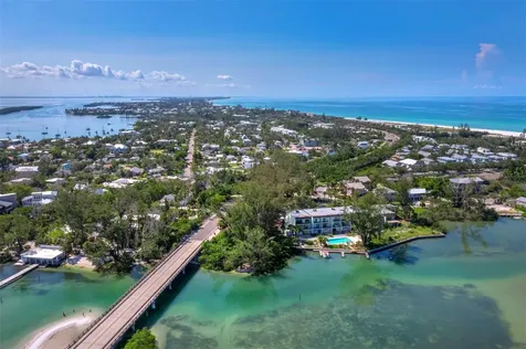 490 N Shore Road Longboat Key FL 34228