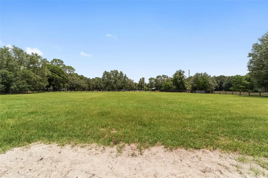 14500 NW Highway 464b Morriston FL 32668