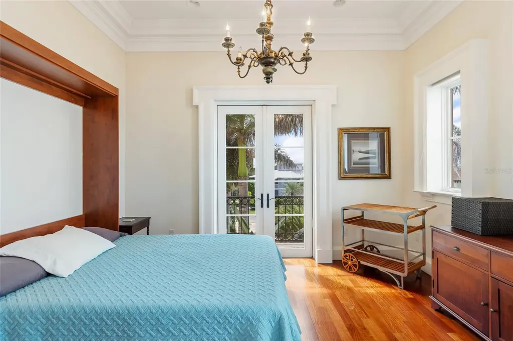 309 Ringling Point Drive Sarasota FL 34234