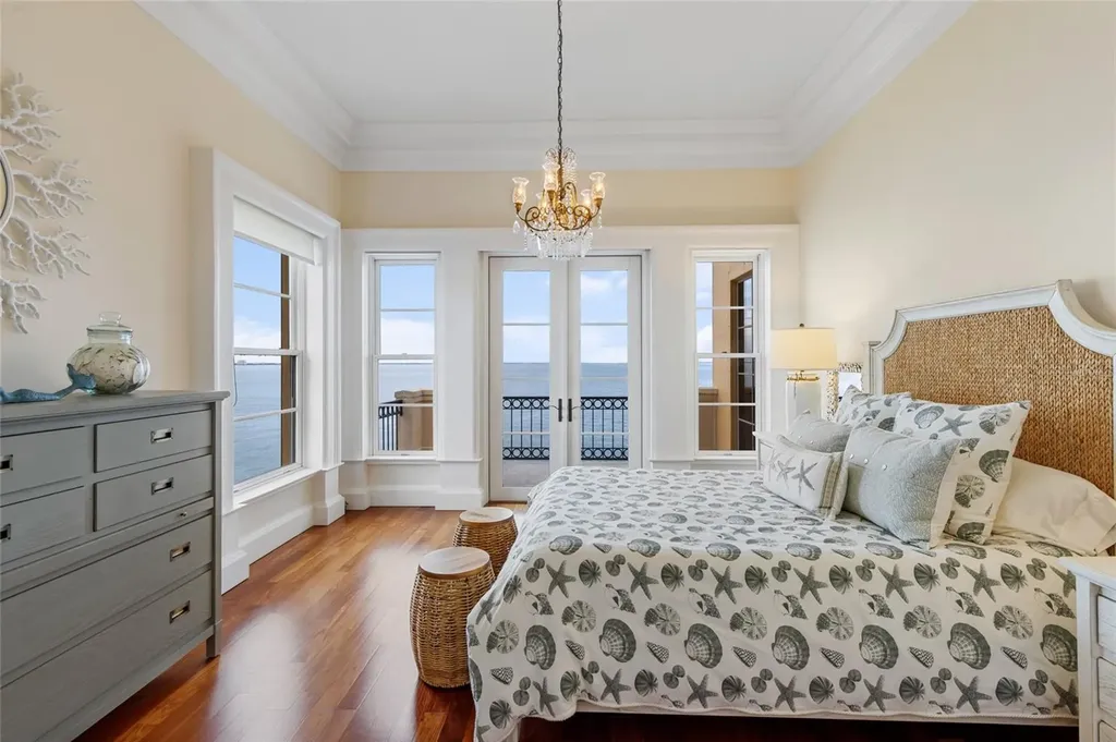 309 Ringling Point Drive Sarasota FL 34234