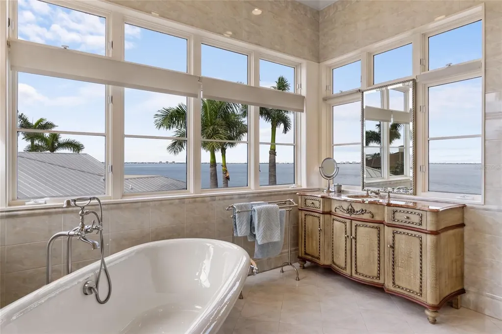 309 Ringling Point Drive Sarasota FL 34234