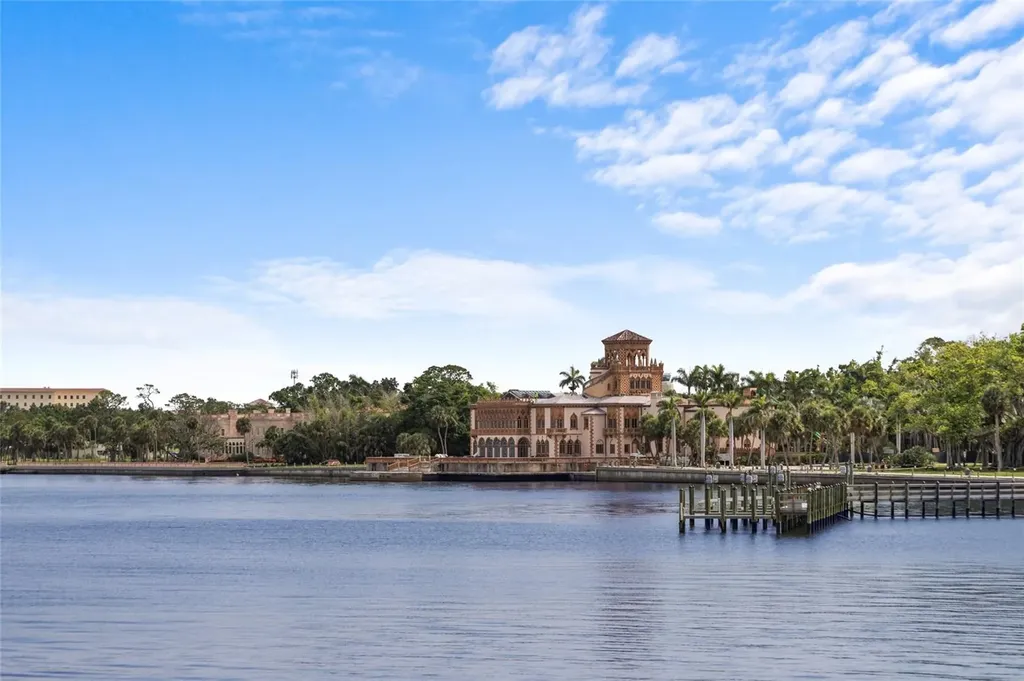 309 Ringling Point Drive Sarasota FL 34234