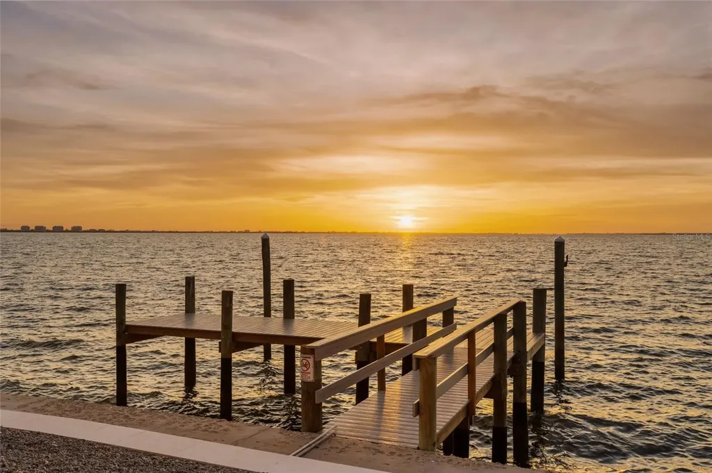 309 Ringling Point Drive Sarasota FL 34234