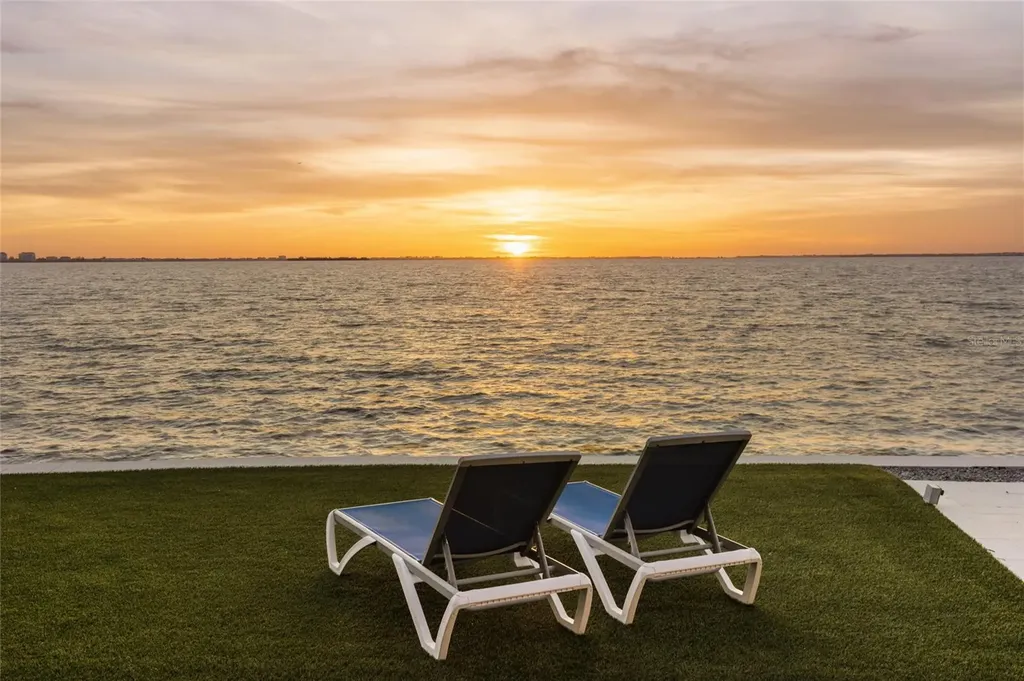 309 Ringling Point Drive Sarasota FL 34234