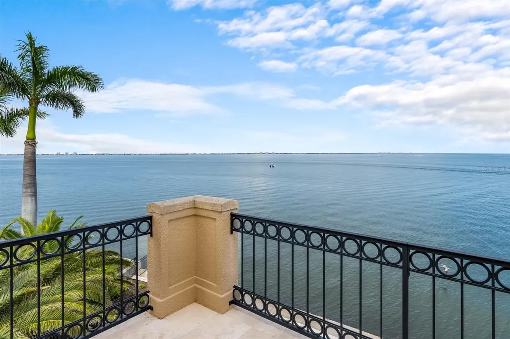 309 Ringling Point Drive Sarasota FL 34234