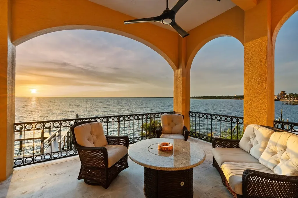 309 Ringling Point Drive Sarasota FL 34234