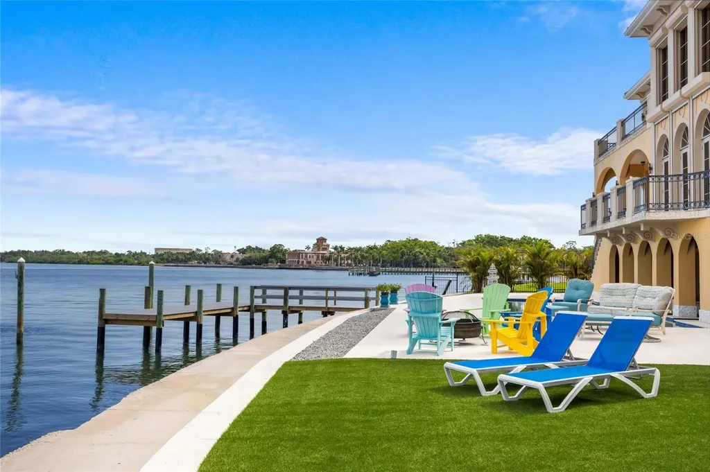 309 Ringling Point Drive Sarasota FL 34234