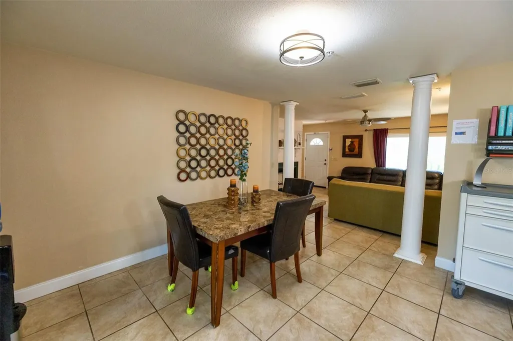 7128 Wrenwood Circle Tampa FL 33617