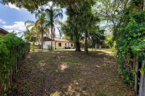7128 Wrenwood Circle Tampa FL 33617