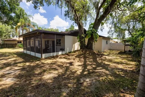 7128 Wrenwood Circle Tampa FL 33617