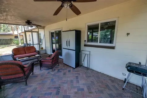 7128 Wrenwood Circle Tampa FL 33617