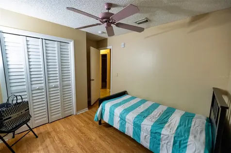 7128 Wrenwood Circle Tampa FL 33617