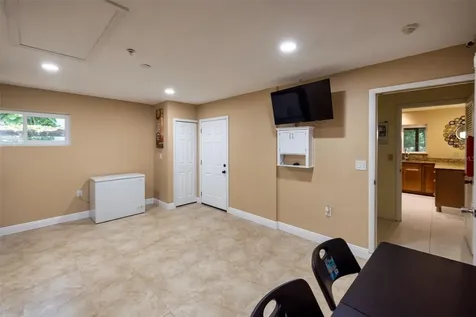 7128 Wrenwood Circle Tampa FL 33617
