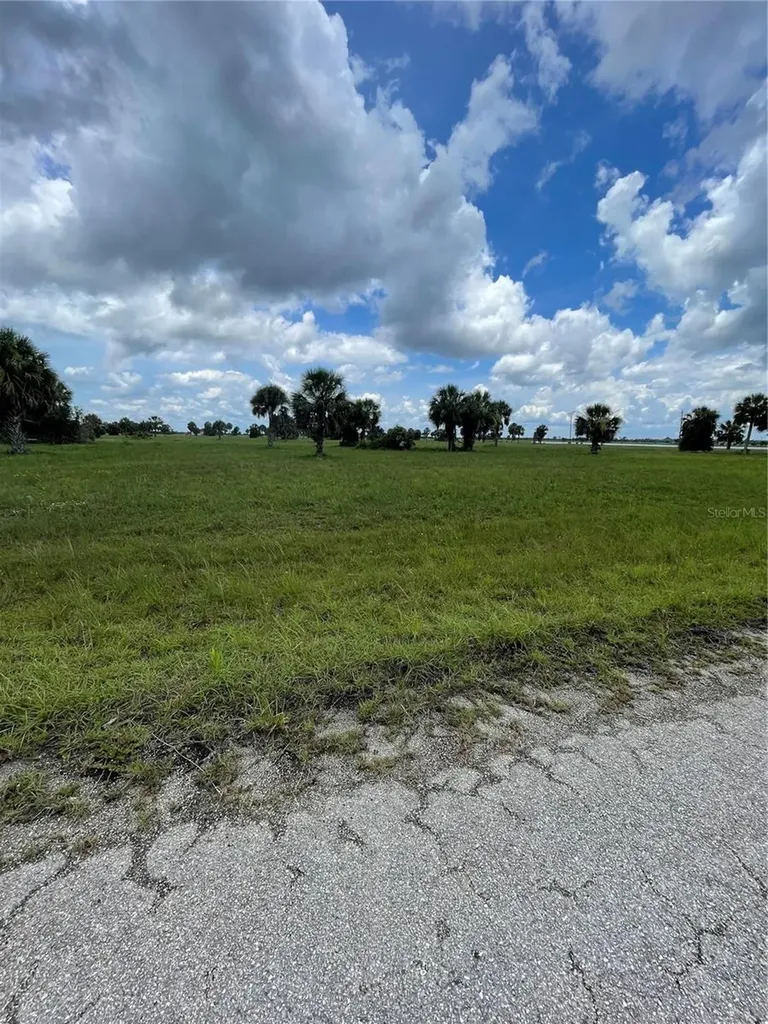 10 Redbud Court Placida FL 33946