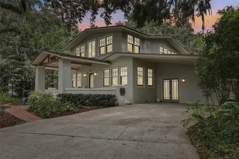 213 Phillips Place Orlando FL 32806