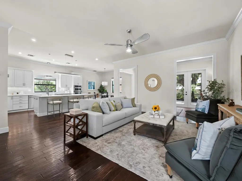 1884 Grove Street Sarasota FL 34239