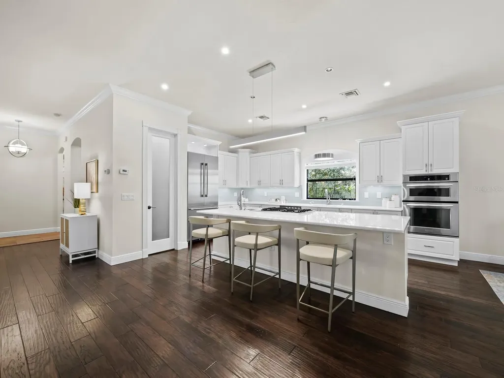 1884 Grove Street Sarasota FL 34239